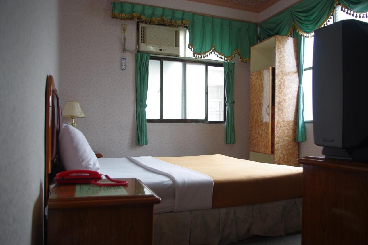Uni Hotel T'ai-tung Kültér fotó