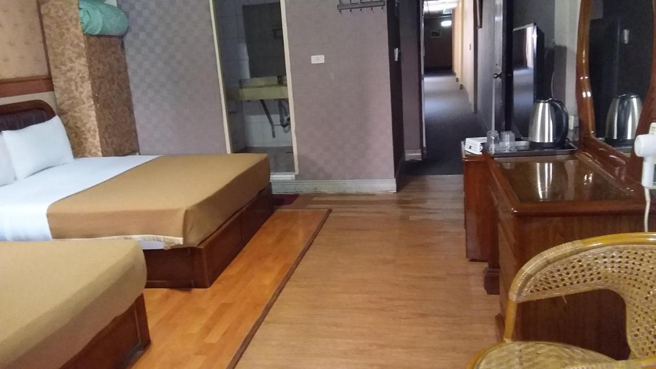 Uni Hotel T'ai-tung Kültér fotó