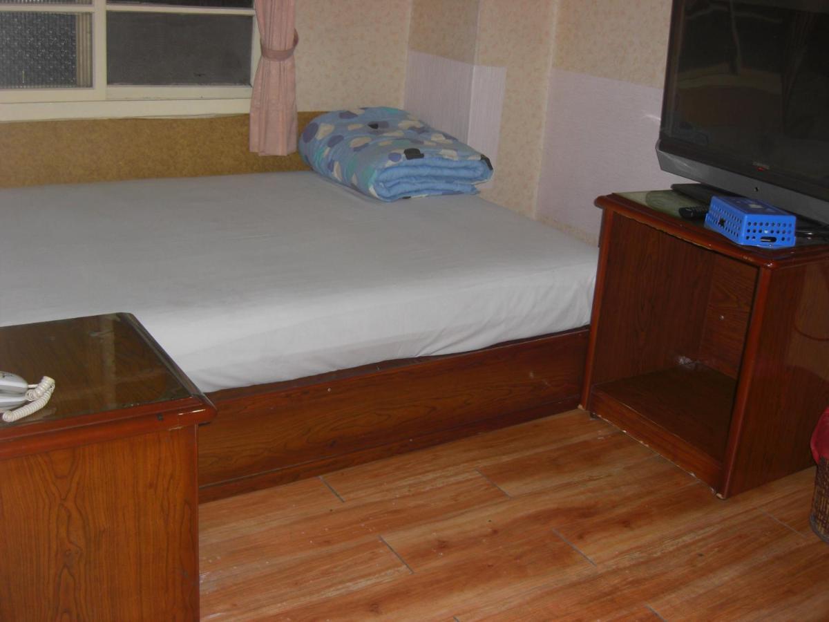 Uni Hotel T'ai-tung Kültér fotó